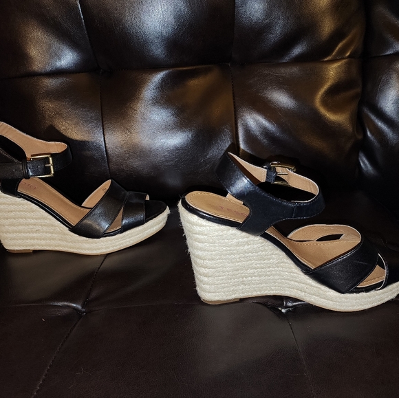 Tesori Espadrille Wedges size 7M - Picture 3 of 5